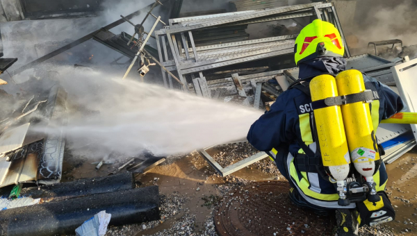 Brand einer Werkstätte in Warth